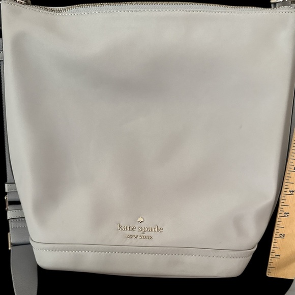 Kate Spade Classic Gray Shoulder Bag - Picture 5 of 7